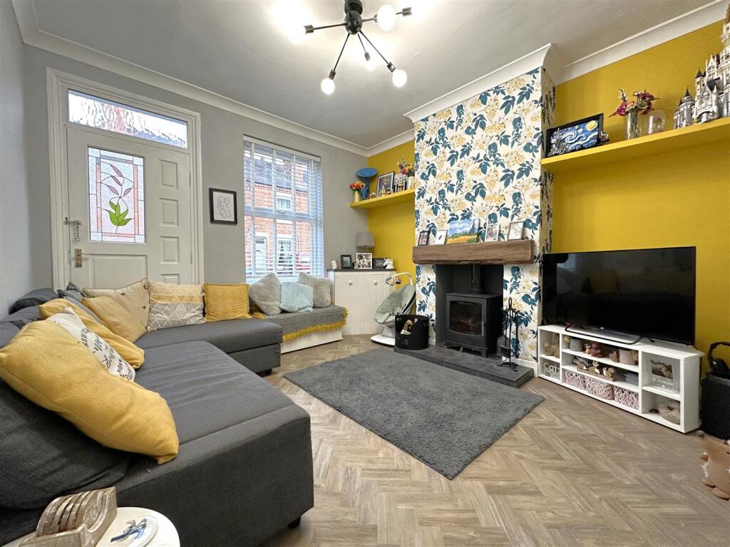 Lounge With Log Burner 415