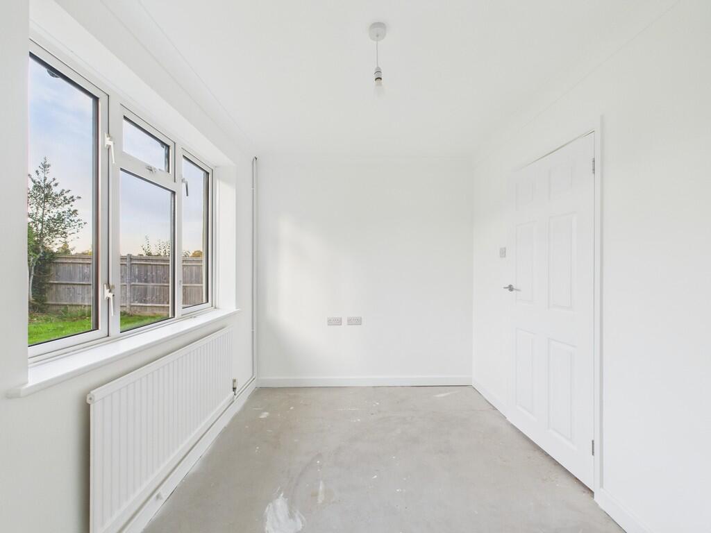 CAM04018G0-PR0379...