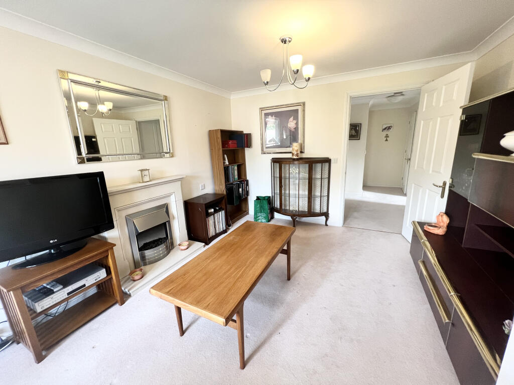 20240904_104935115_i