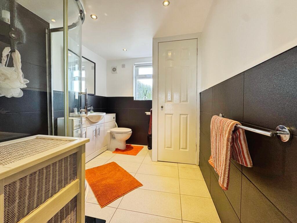 Downstairs Bathroom