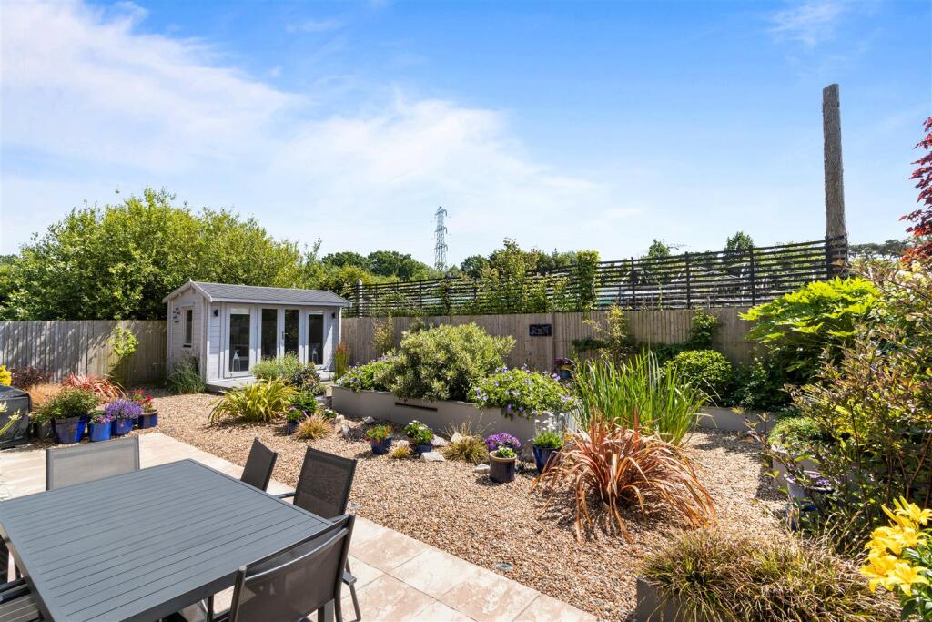 South Facing Landscaped Gardens