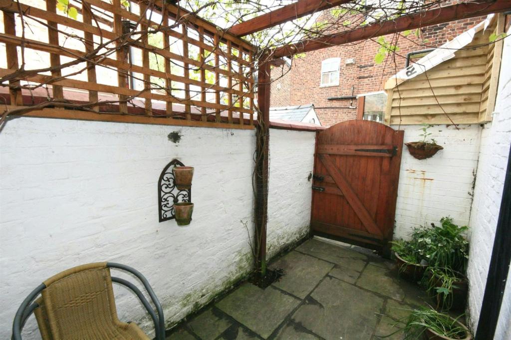 Courtyard Garden