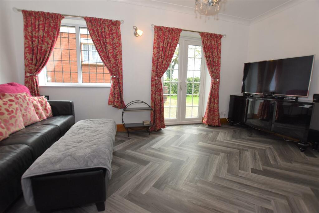 Rear Sitting Room.jpg