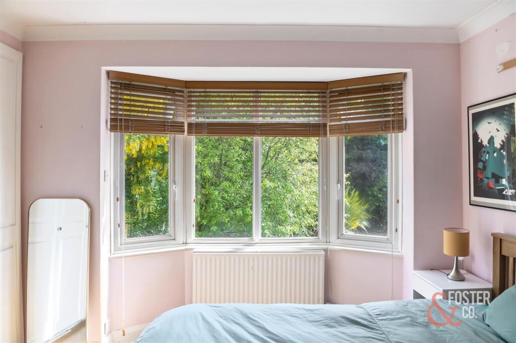 Valley Drive, 130-014.jpg