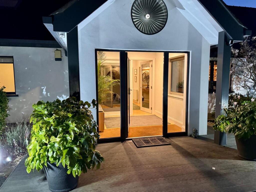 PHOTO-2025-04-22-22-50-34 (4).jpg