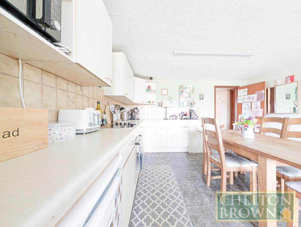 Kitchen &amp; Diner