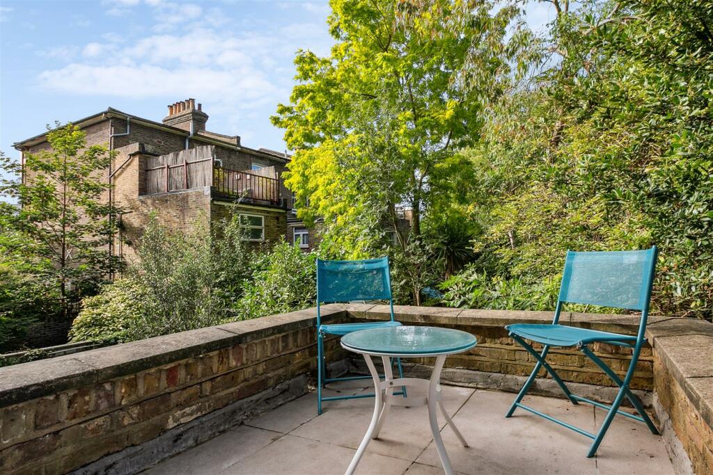 Askew Road, W12 - FOR SALE