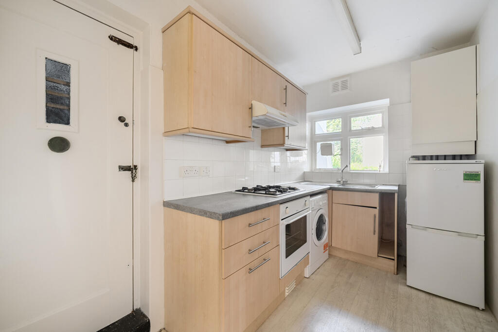 1325583-7-6870ceb...