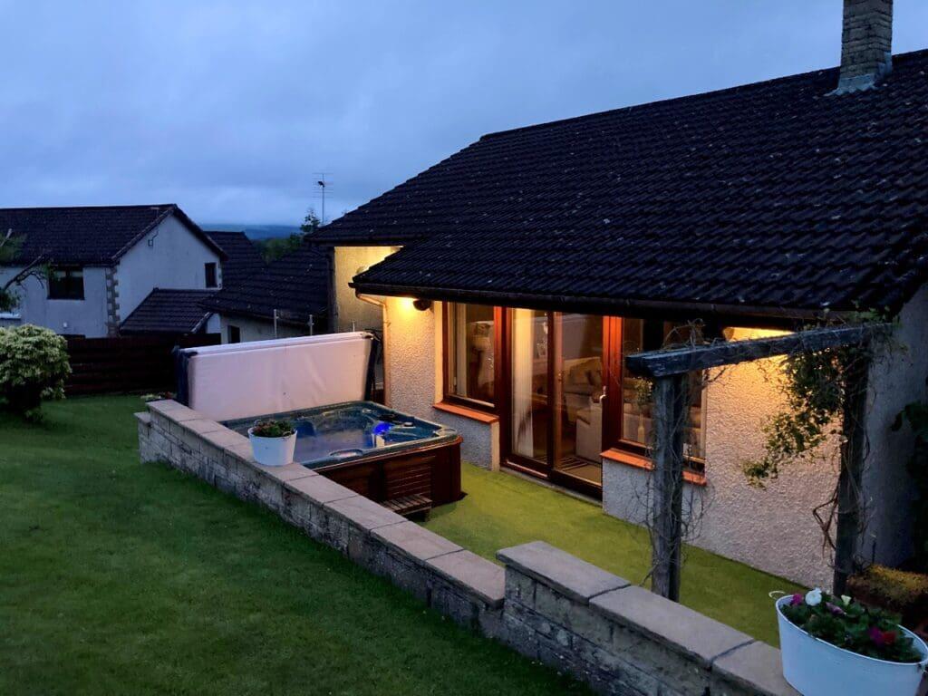 HOT TUB AT NIGHT