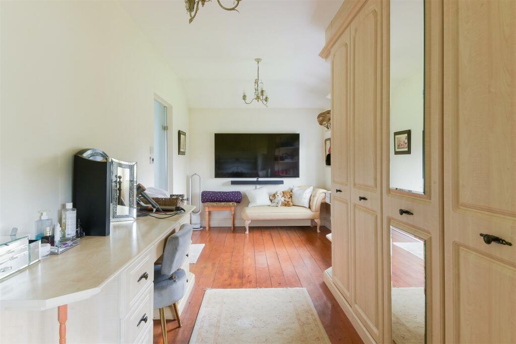 SUTTON LANE,46- (11).jpg