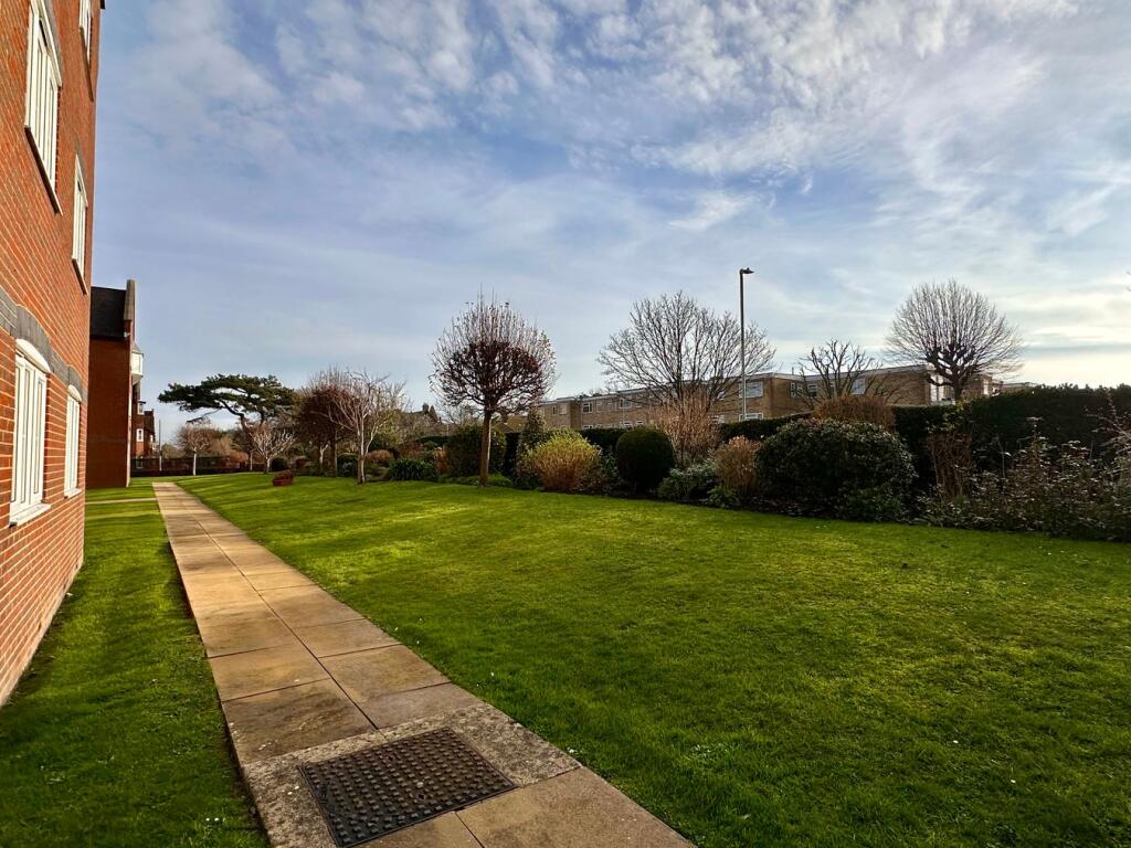 Communal gardens