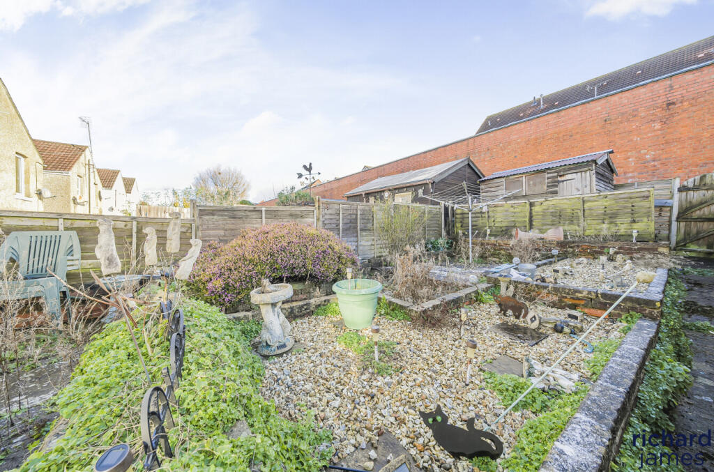 8d50ce07031347a3b10a57ab7d9c7fa1