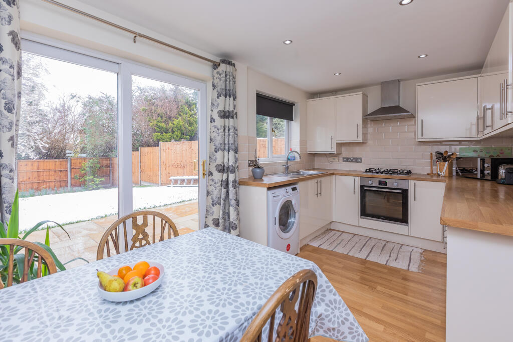 51 Willow Bed Close -1