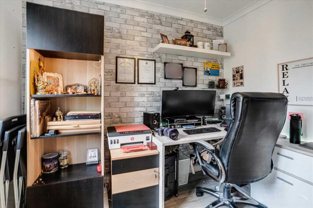 Bedroom Three (2)