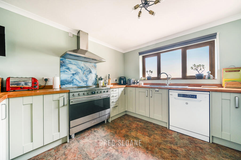 1340289-4-68b9d5c543b73