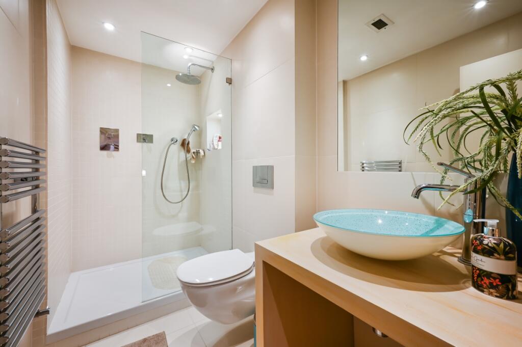 WATERSIDE POINT, ...