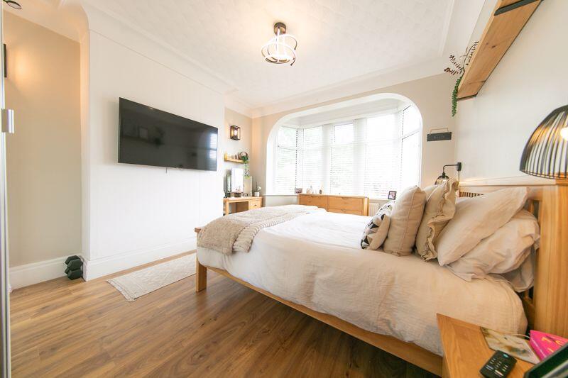 Ground floor bedroom/Lounge