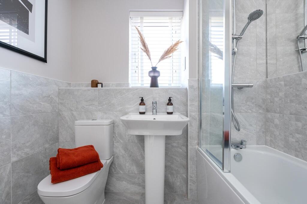 Energy-efficient family bathroom