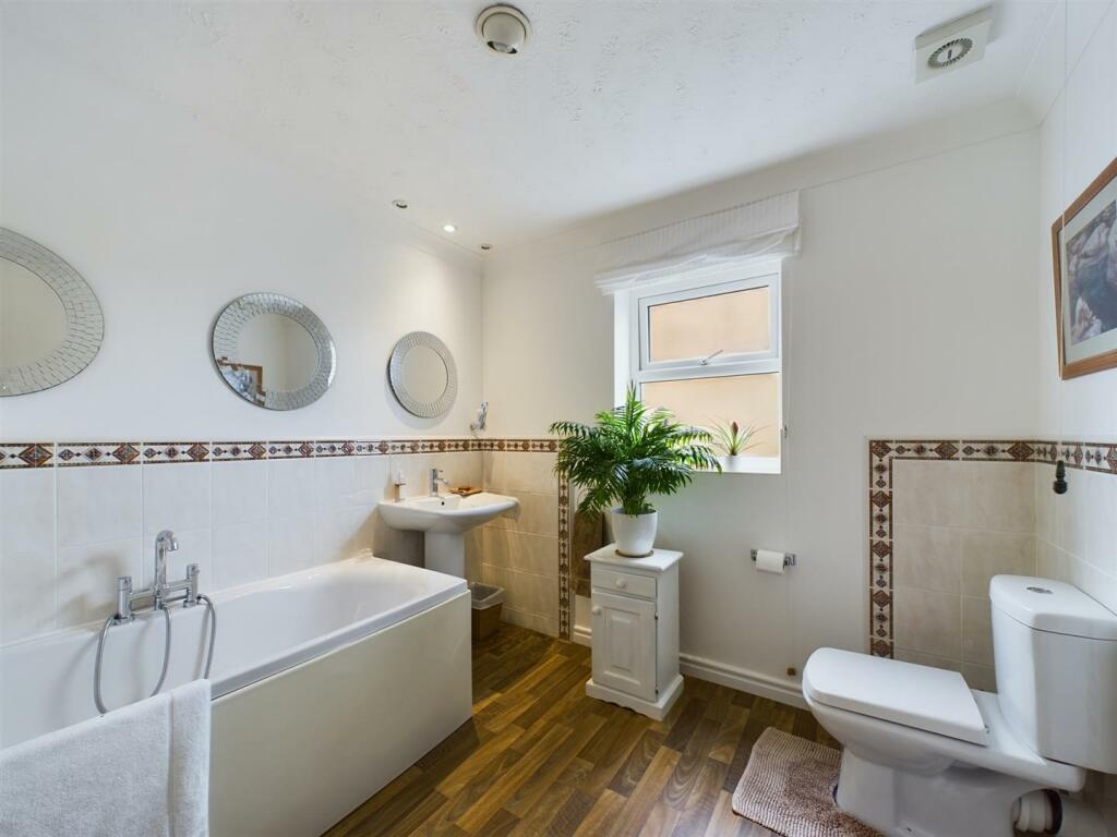 First Floor Bathroom