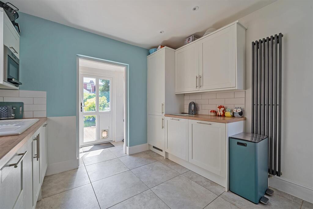 1295233-13-68289e2bb30b8-ARW1295233-13-68289e2bb30