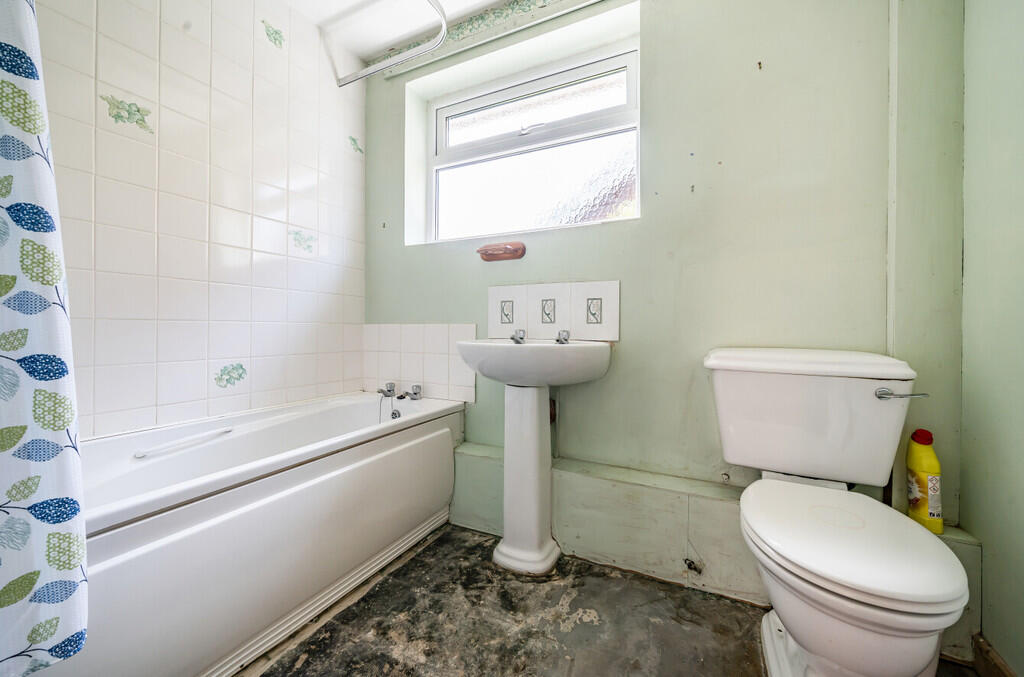 1336623-10-689b6b...