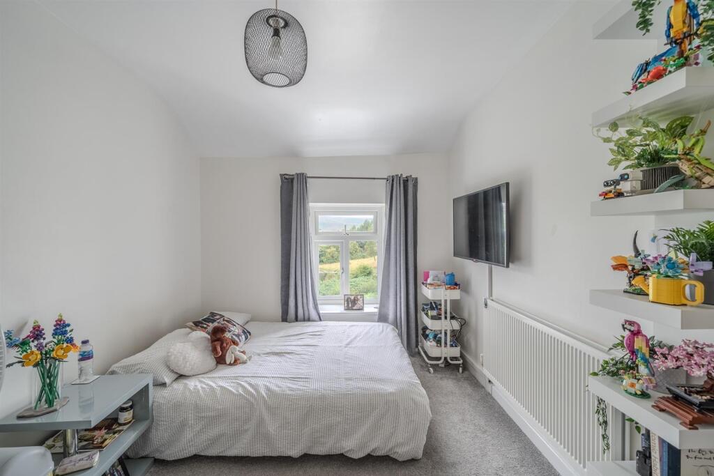 14 Clifton Terrace-4.jpg