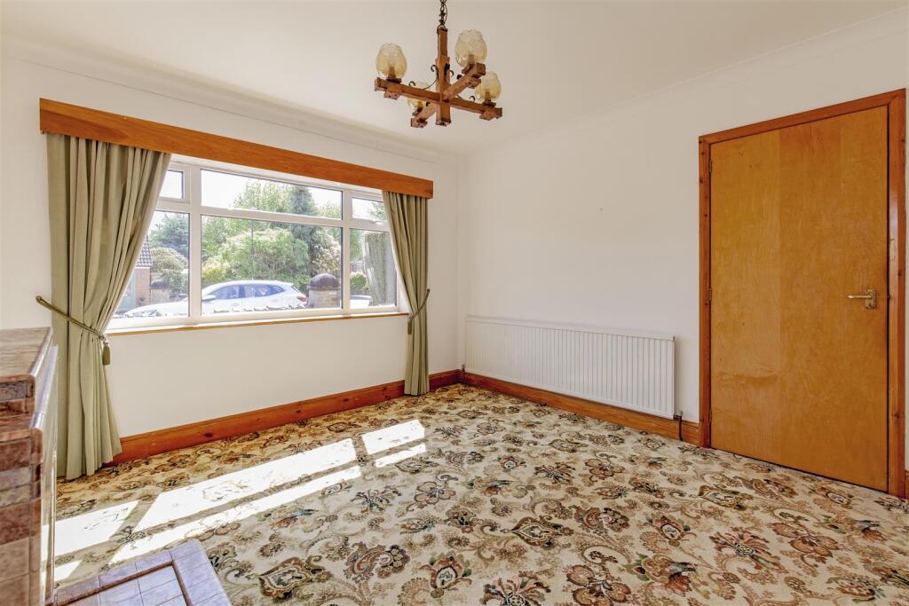 Reception Room-2.jpg