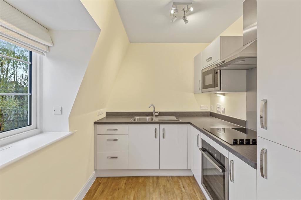 09-82a43a8d-12d0-48cc-8033-1618d0cedf76RM-MCS-30 L