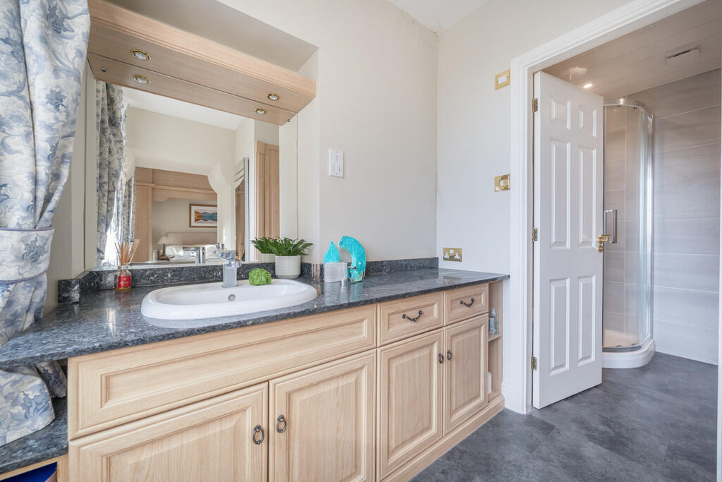 Bedroom 2 Dressin...