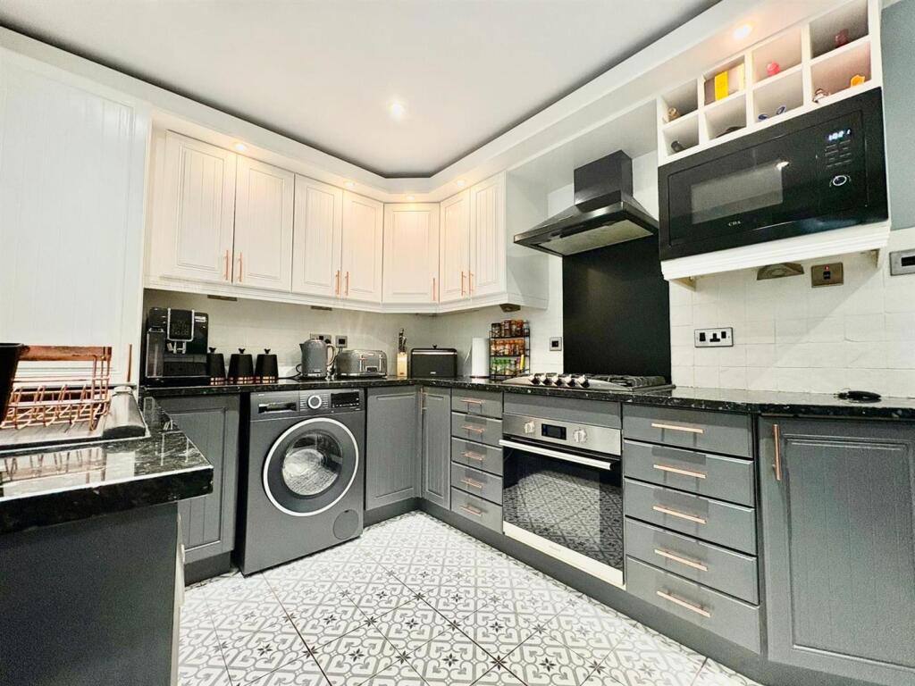 PHOTO-2025-01-13-10-30-11 3.jpg