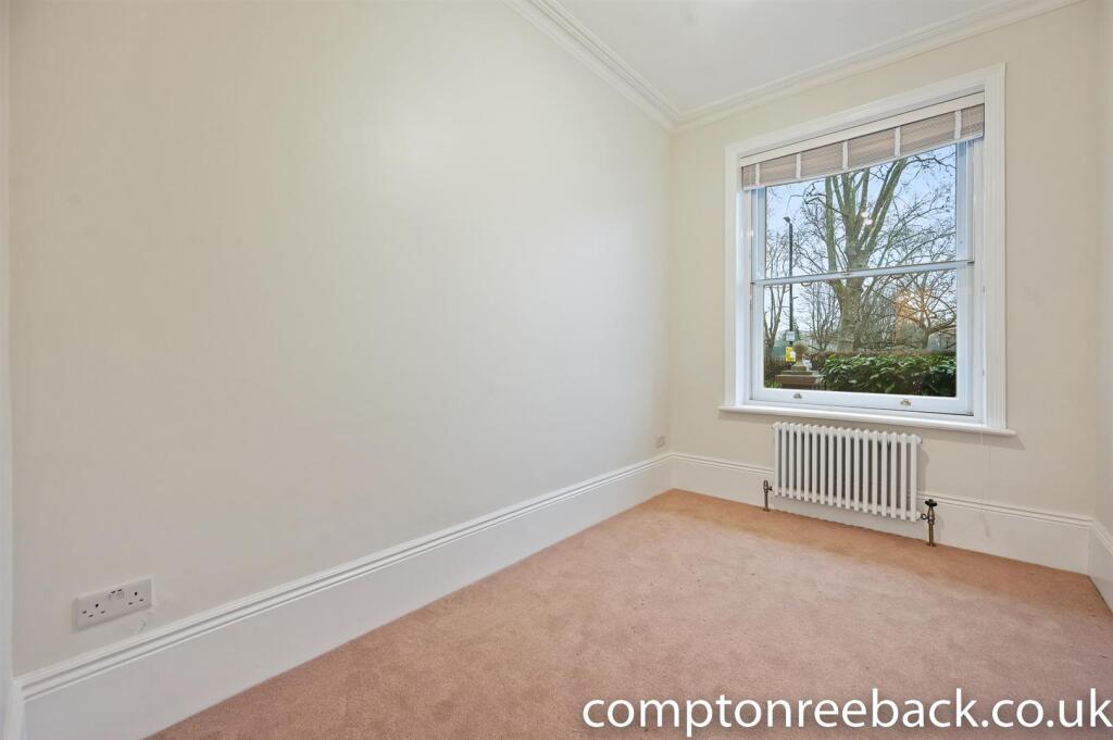 RCCR- 65 leith mansions- bedroom 3 (1).jpg