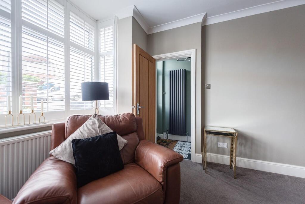 150LyminsterRoad(Interior)-4.jpg