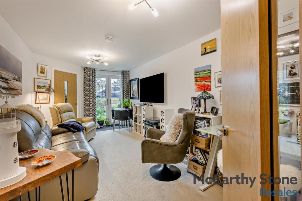 8670529-interior08-800.jpg