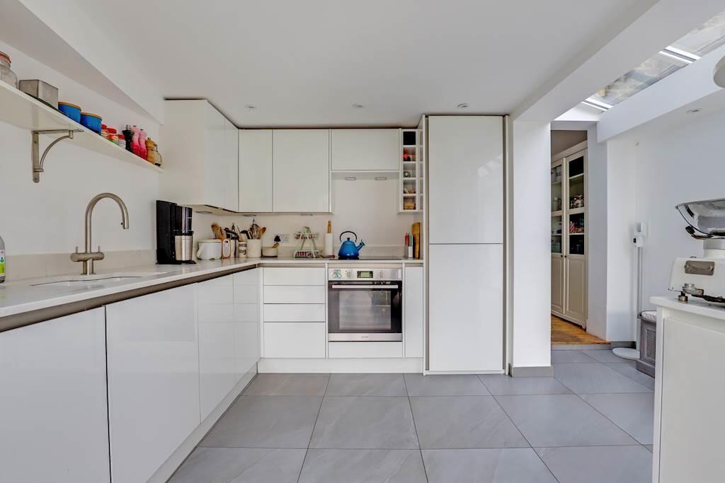 11-3a23JHHGLL - 6...