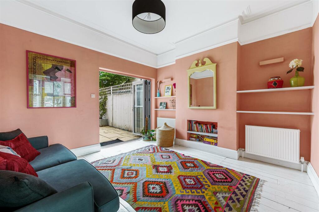 39 Allison Road-5.jpg