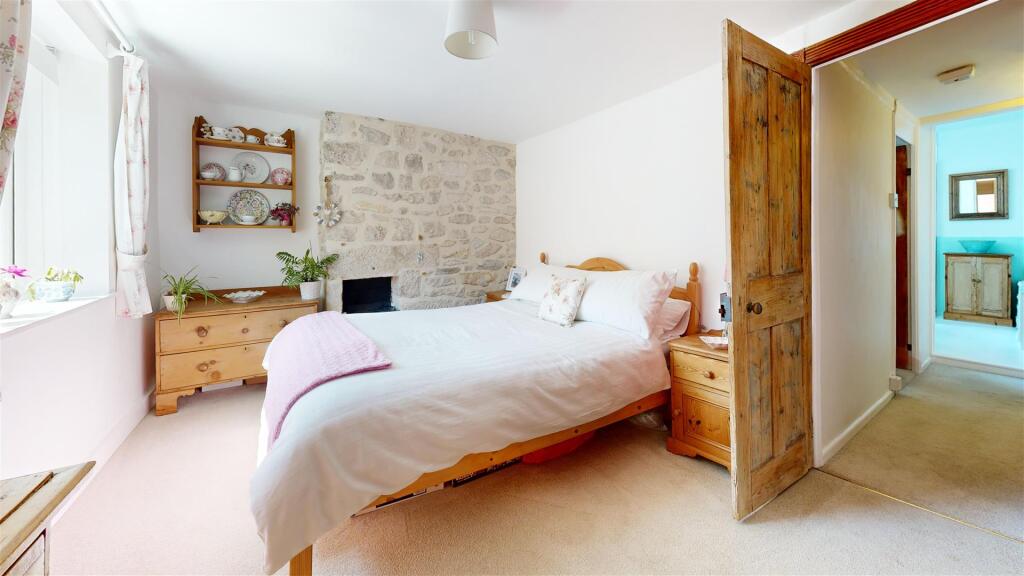 King-Street-Bedroom 1.jpg