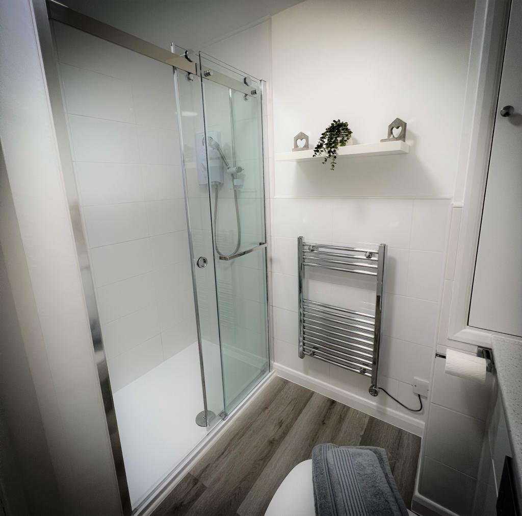 Shower/WC