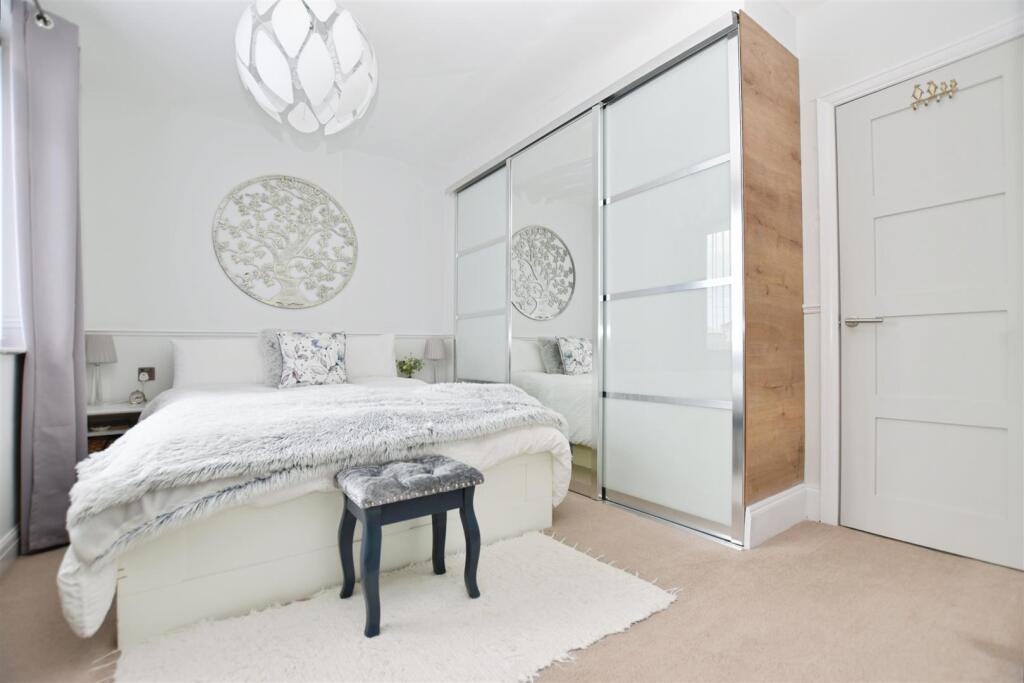 1aef6b85-bed 201 20b.JPG