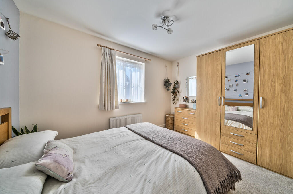 1311697-12-6852d2...