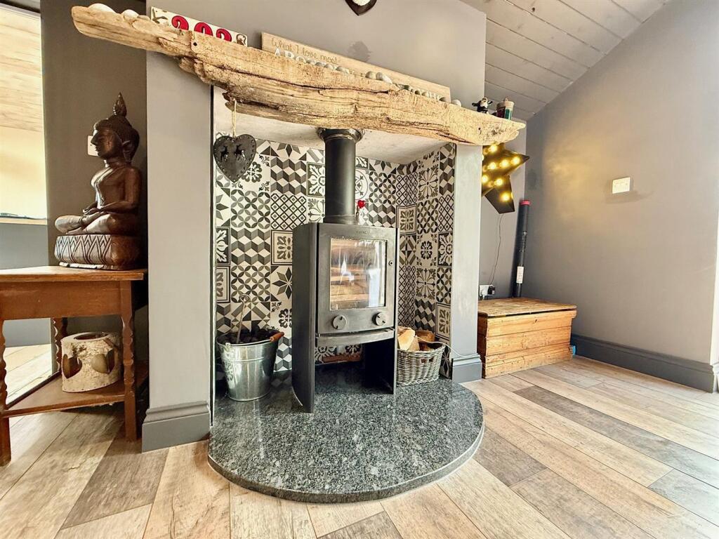 Entrance Sitting Room