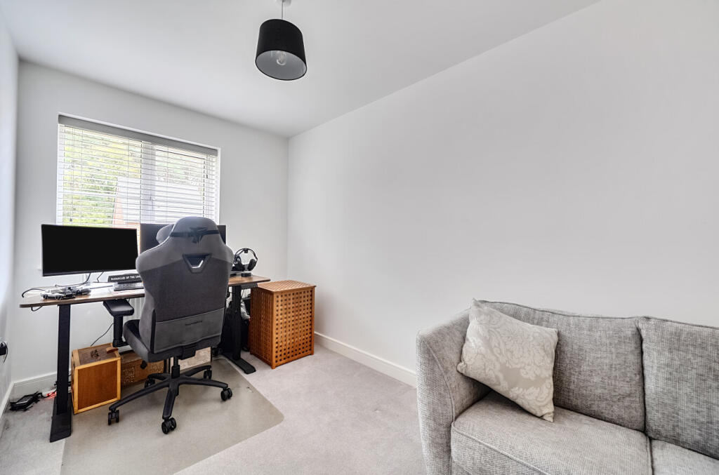 1369158-15-68fa23...