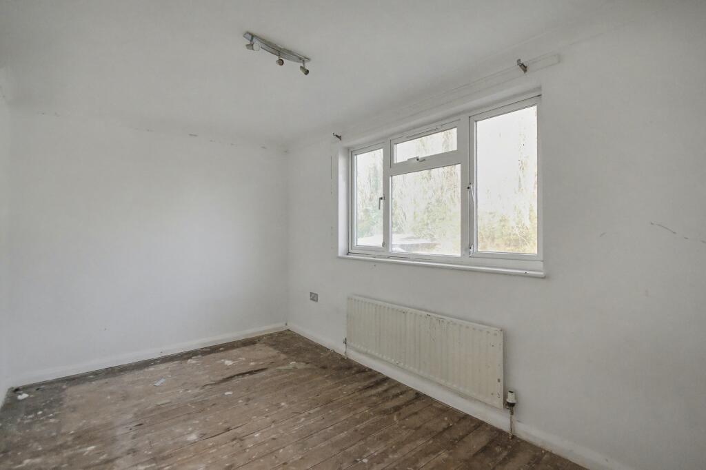 107 Halcot Avenue, Bexleyheath, Kent, DA6 7QA