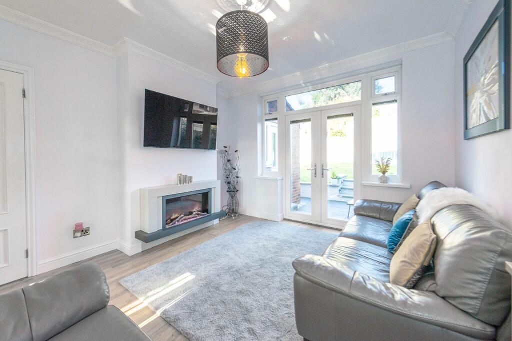 KITCHEN, LIVING ROOM AND DINING ROOM