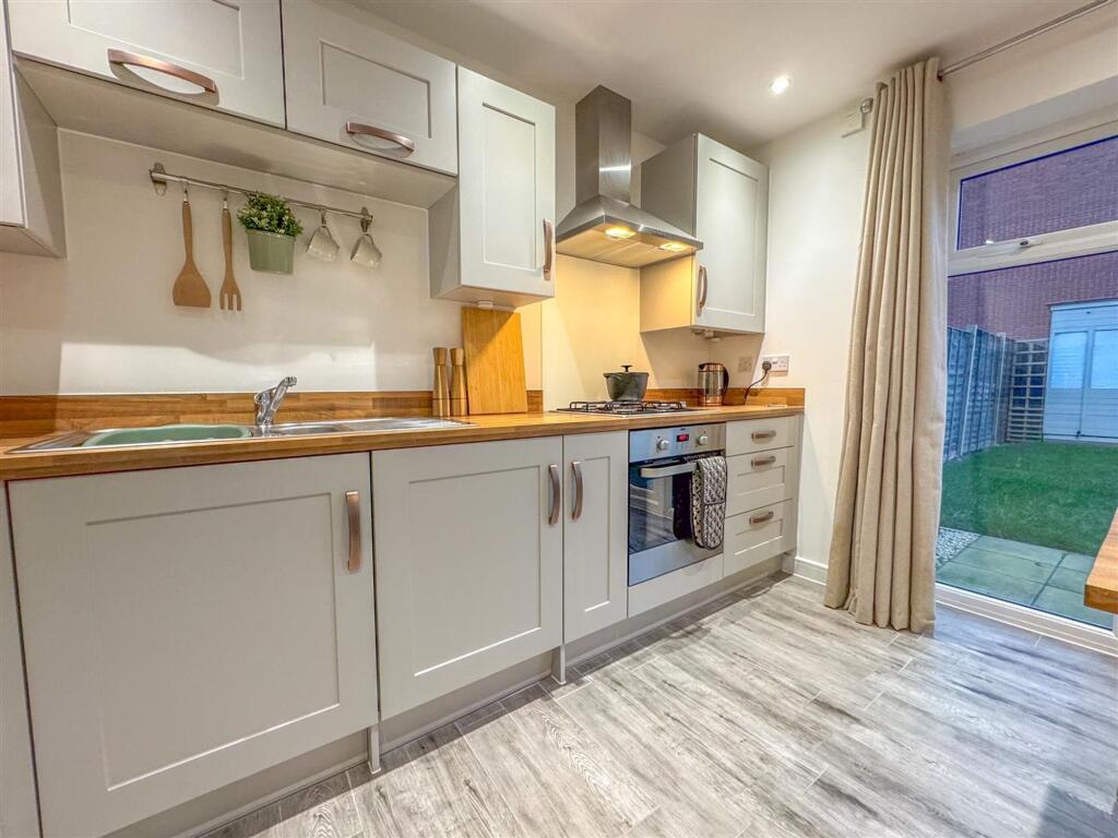 Midsummer Road - Image-9.jpg