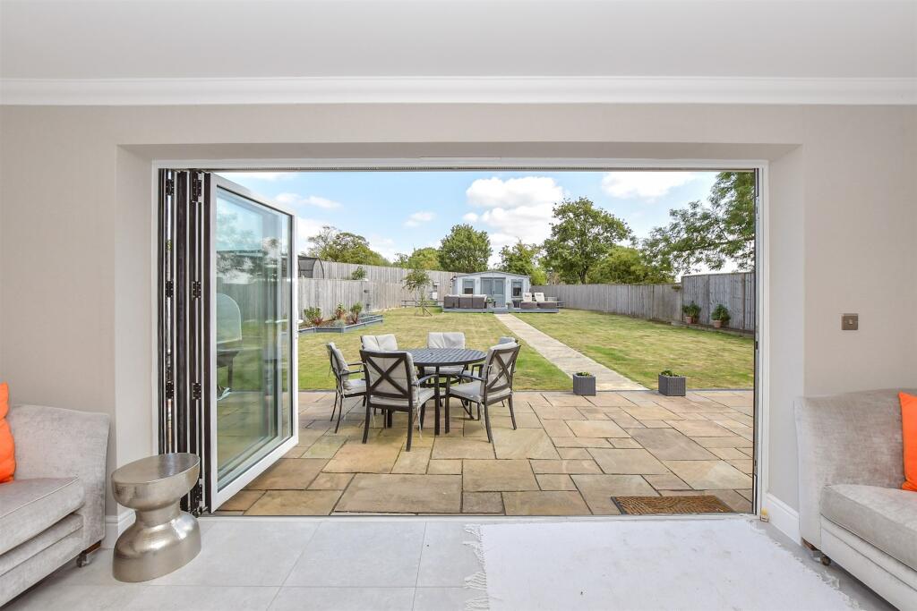 Valdene Close, Sutton Valence, Maidstone, Kent