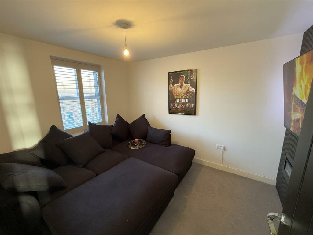 Bedroom 3 Cinema B.JPG
