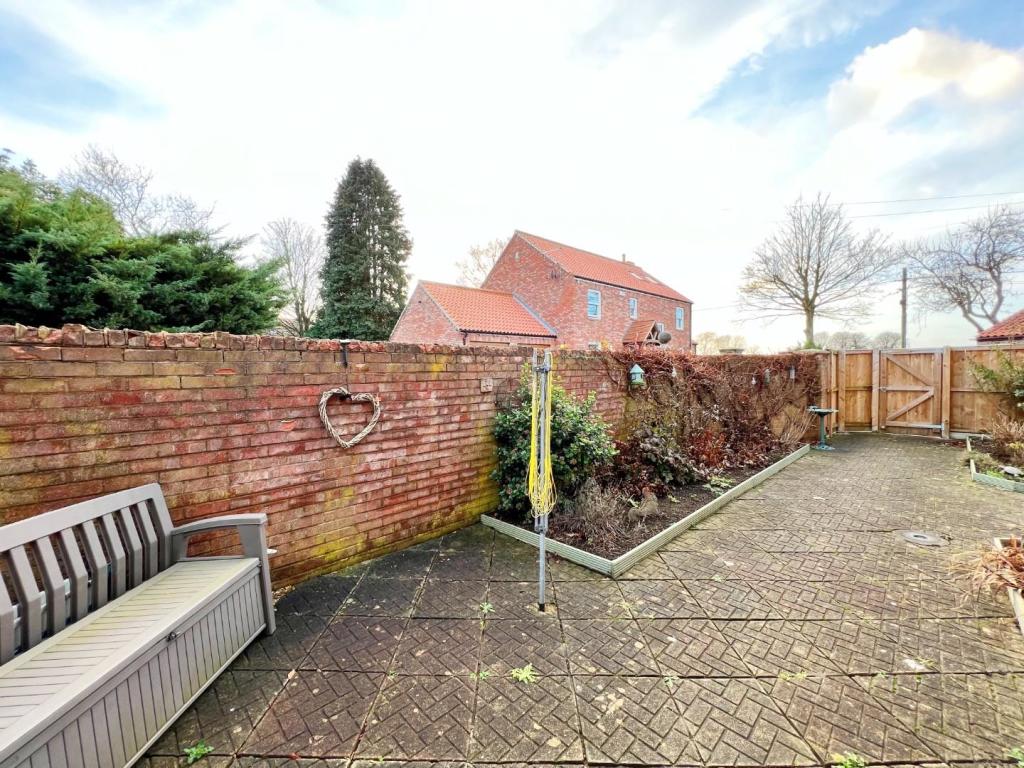 Garden pic 3.jpg