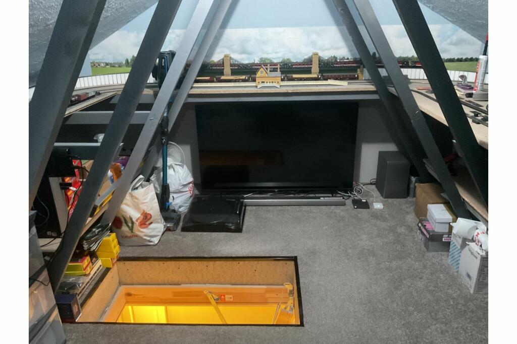 Loft Room