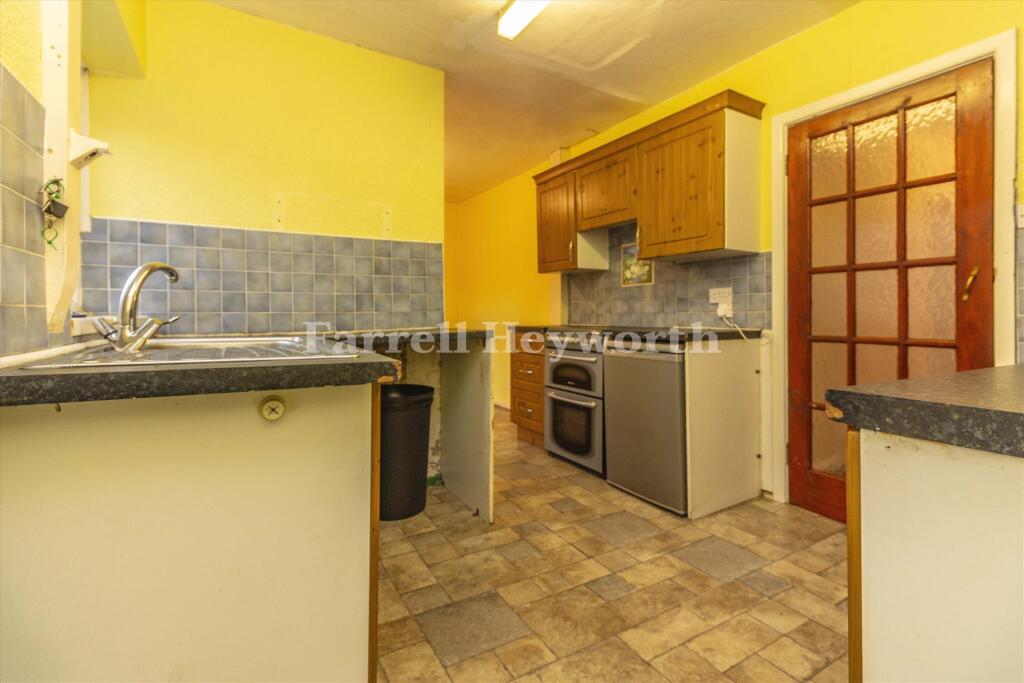 Kitchen c