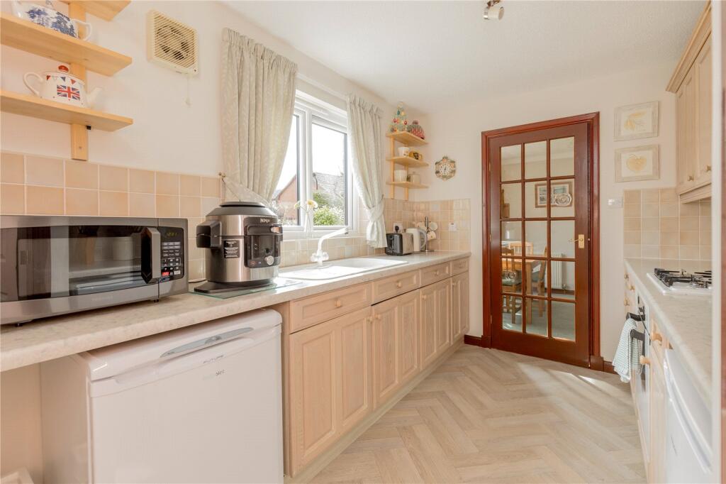 Waverley Crescent 13